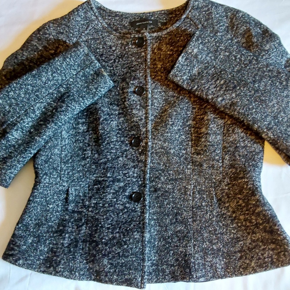 Anne Klein Women's Black & White‎ Wool Blend Skirt Suit Set Size 4 Long Sleeve